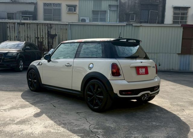 原版件 定速 免KEY 藍芽 一鍵啟動 HID頭燈 恆溫  第4張相片