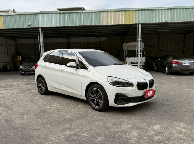 原版件 小改款 倒車顯影 定速 雙區恆溫 免鑰匙系統  第1張相片