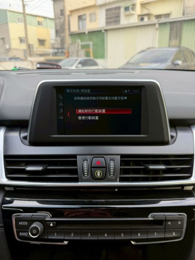 原版件 小改款 倒車顯影 定速 雙區恆溫 免鑰匙系統  第17張相片