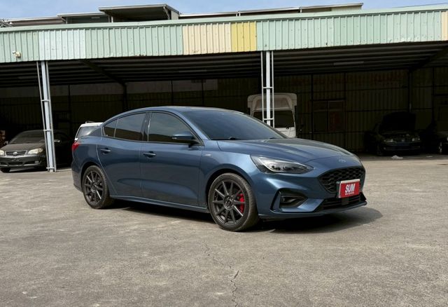 一手車 原鈑件 原廠保養 有ACC跟車 換檔撥片 倒車顯影 免鑰匙  第1張相片