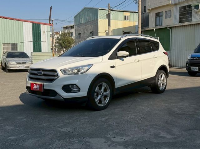 一手車 原鈑件 里程實跑7萬多 有ACC跟車 360度環景 全景天窗  第2張相片