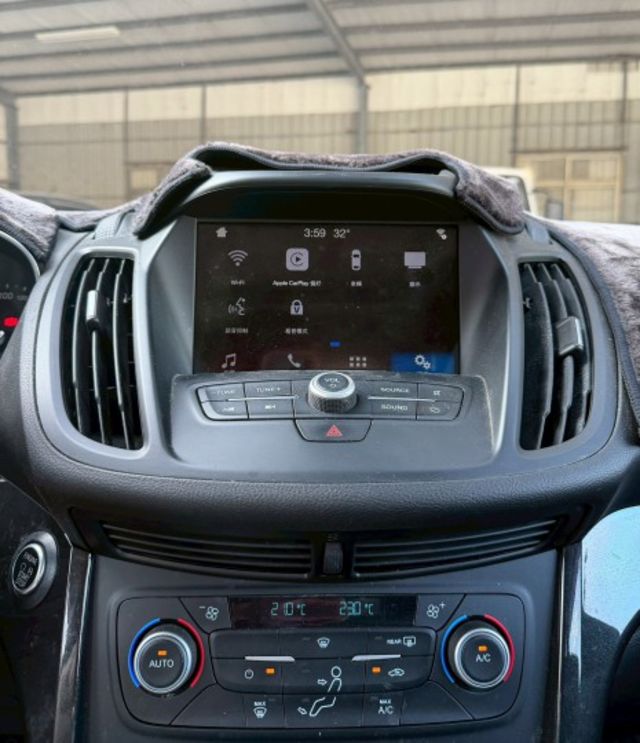 一手車 原鈑件 里程實跑7萬多 有ACC跟車 360度環景 全景天窗  第20張相片