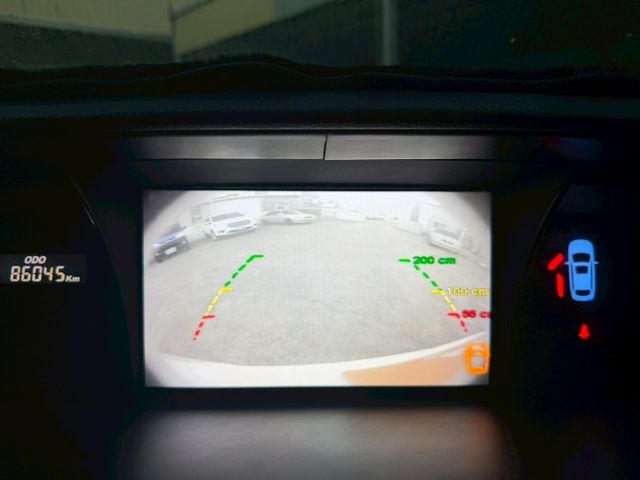 原鈑件 里程僅跑8萬多 有天窗 免鑰匙系統 倒車顯影  第19張相片