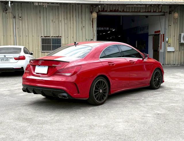 原鈑件 有全景天窗 雙前座跑車座椅 倒車顯影 雙前座電動記憶座椅  第4張相片