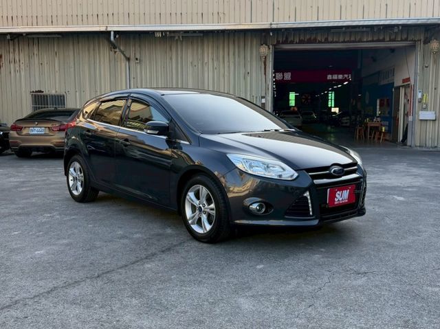 里程僅跑7萬多公里 原鈑件 一手車 內外漂亮  第2張相片