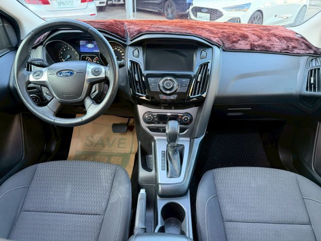 里程僅跑7萬多公里 原鈑件 一手車 內外漂亮  第6張相片