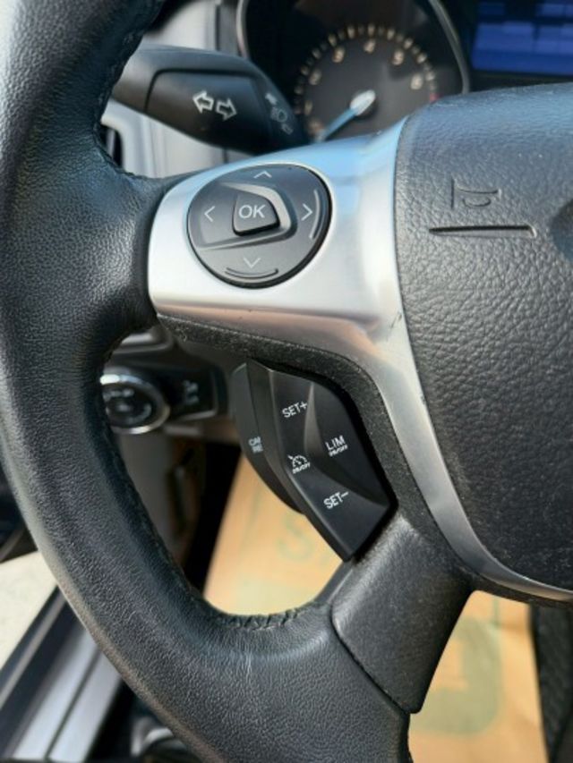 里程僅跑7萬多公里 原鈑件 一手車 內外漂亮  第12張相片