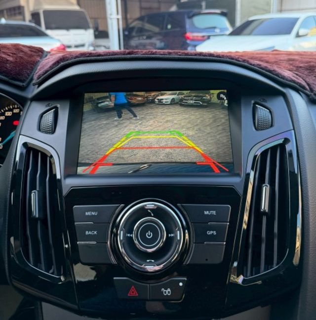 里程僅跑7萬多公里 原鈑件 一手車 內外漂亮  第14張相片