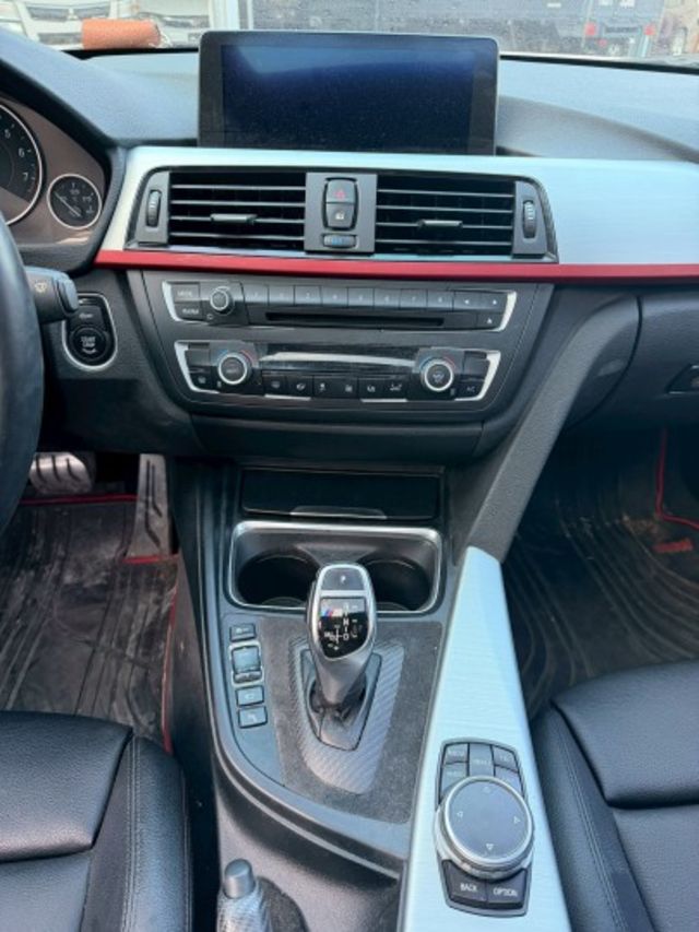 有天窗 倒車顯影 衛星導航 定速 雙前電動座椅  第13張相片