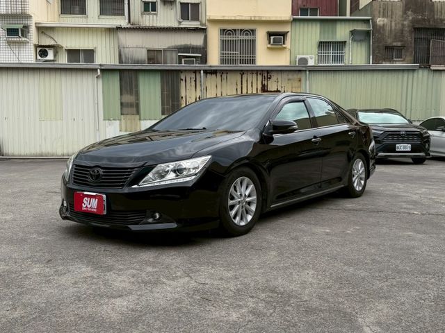 有倒車顯影  雙區恆溫控制 HID頭燈 數位電視 衛星導航  第2張相片