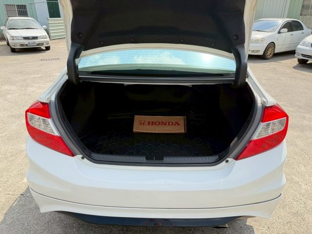 VTi-S版 有天窗.定速.安卓機.換檔撥片.恆溫空調  第5張相片