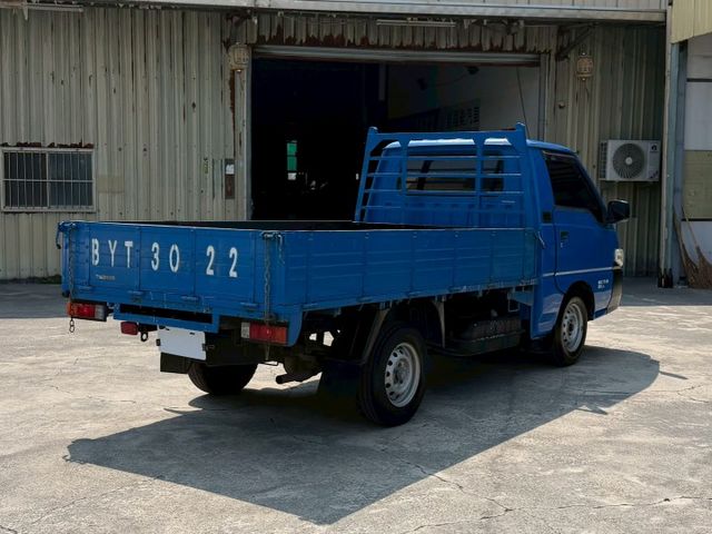 里程僅跑6萬多公里 有倒車顯影 倒車雷達 車況一級棒  第3張相片