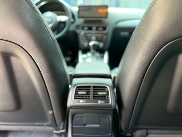 即刻入手只要19.8萬 有全景天窗 電動尾門 CarPlay 倒車顯影  第13張相片