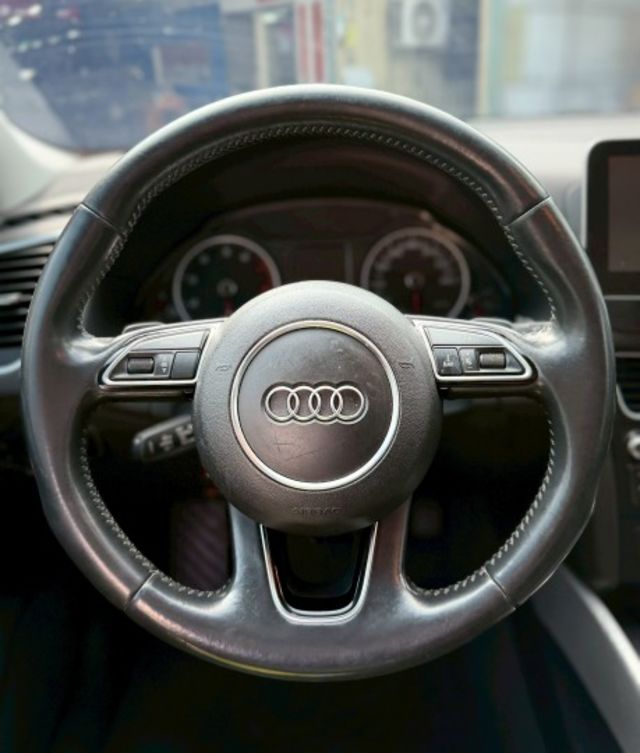 即刻入手只要19.8萬 有全景天窗 電動尾門 CarPlay 倒車顯影  第15張相片