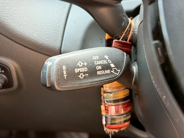 即刻入手只要19.8萬 有全景天窗 電動尾門 CarPlay 倒車顯影  第16張相片