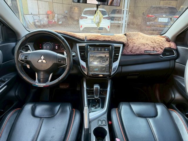 加量不加價 全車改裝精品送給你 有定速 盲點 換檔撥片  第7張相片