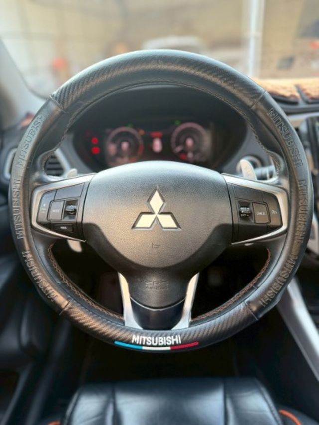 加量不加價 全車改裝精品送給你 有定速 盲點 換檔撥片  第9張相片