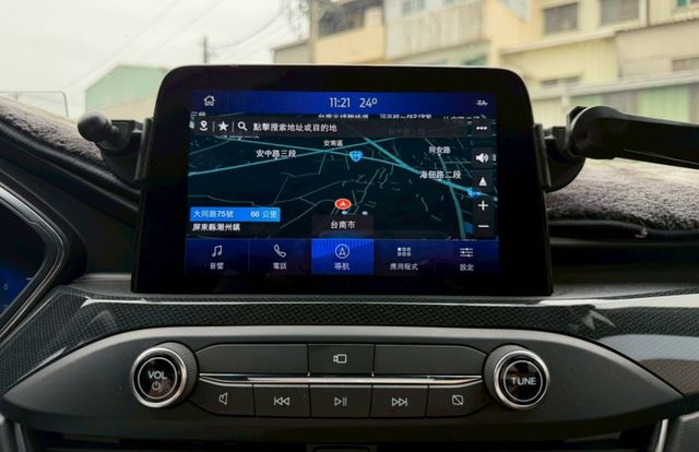 一手車 EcoBoost 250 AWD ST-Line 配備滿滿滿 有跟車 全景天窗  第18張相片