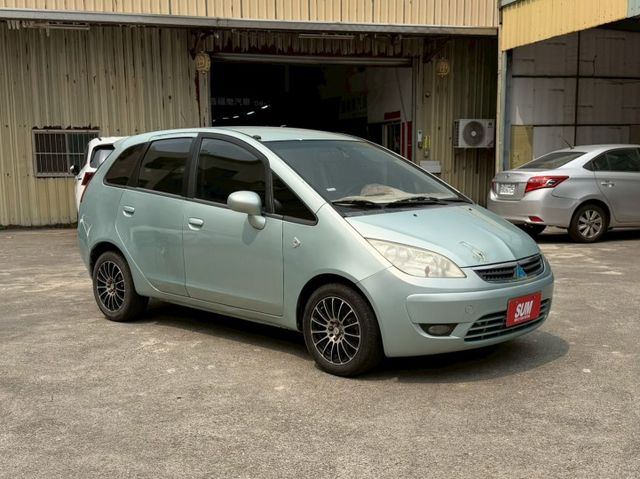 低里程 僅跑10萬多公里 新手練車 代步優質首選  第2張相片