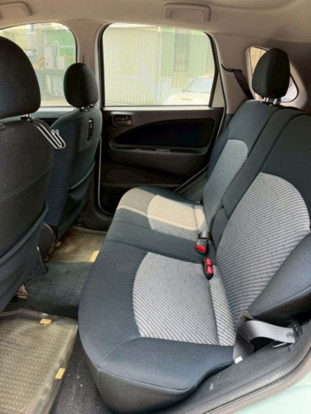 低里程 僅跑10萬多公里 新手練車 代步優質首選  第9張相片