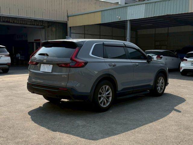 S版 一手車 原鈑件 原廠保養 有ACC跟車  360度環景  第4張相片