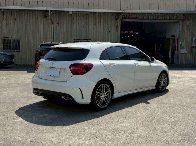 BENZ AMG A180 用國產車的價格讓你開進口車  第4張相片
