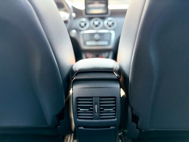 BENZ AMG A180 用國產車的價格讓你開進口車  第12張相片