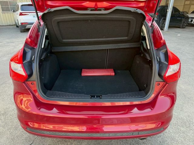 S運動版 有定速 天窗 安卓機 倒車顯影 CarPlay  第5張相片