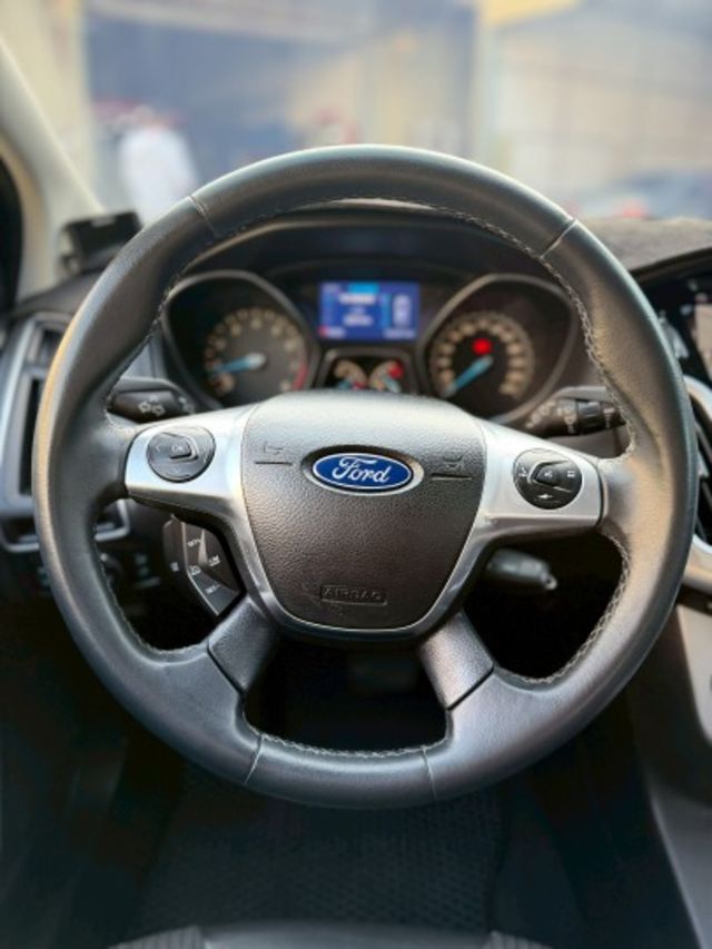 S運動版 有定速 天窗 安卓機 倒車顯影 CarPlay  第11張相片