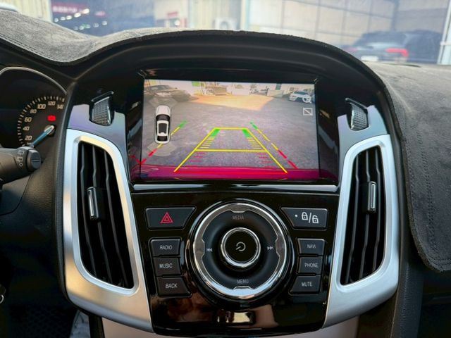 S運動版 有定速 天窗 安卓機 倒車顯影 CarPlay  第15張相片