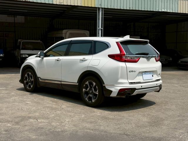 一手車 原廠保養 VTi-s 有ACC跟車 盲點 倒車顯影 衛星導航  第3張相片