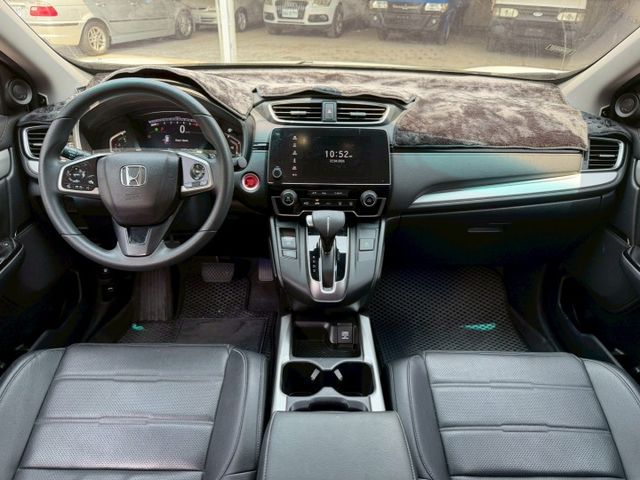 一手車 原廠保養 VTi-s 有ACC跟車 盲點 倒車顯影 衛星導航  第6張相片