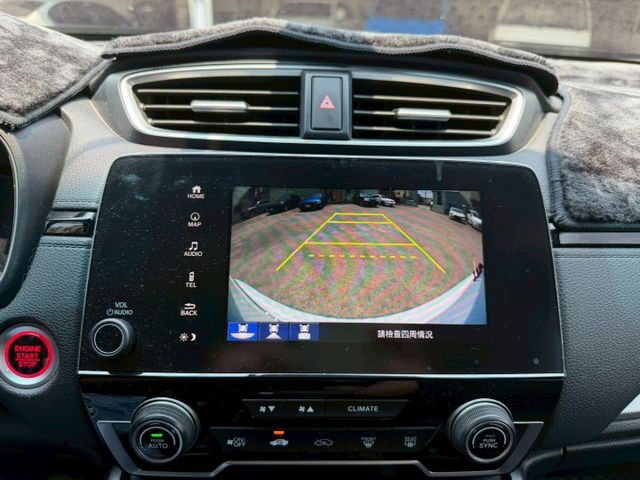 一手車 原廠保養 VTi-s 有ACC跟車 盲點 倒車顯影 衛星導航  第16張相片