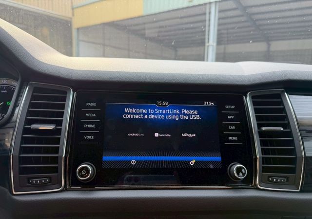 4X4 四驅  七人座歐系全能家庭休旅 有全景天窗  第18張相片