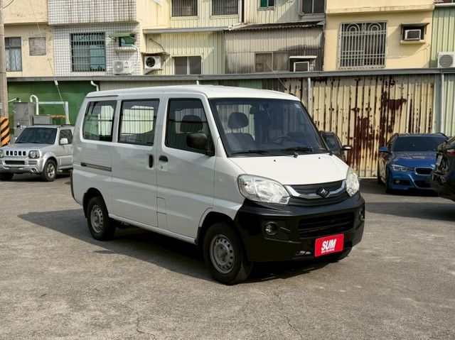 手排 客貨兩用 里程僅跑9萬多公里  第2張相片