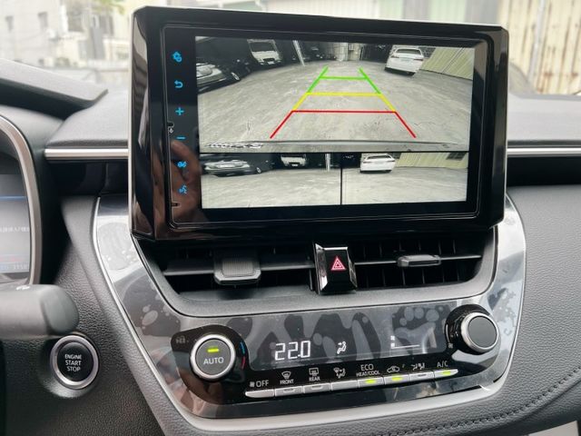一手車 全車原鈑件 原廠保養 新車保固中  第12張相片