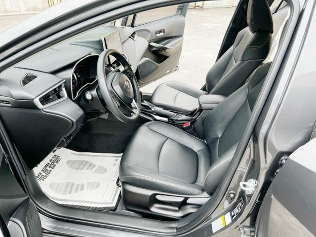 一手車 全車原鈑件 原廠保養 新車保固中  第18張相片
