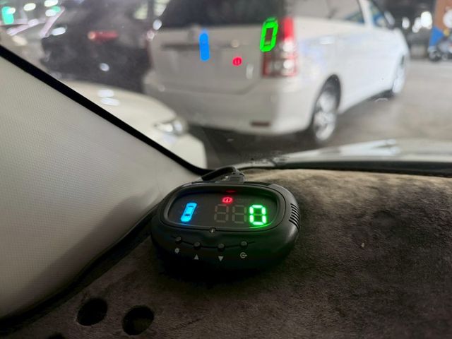 GLX 頂規版本 有定速 倒車顯影 衛星導航 一鍵啟動 摸門解鎖  第18張相片