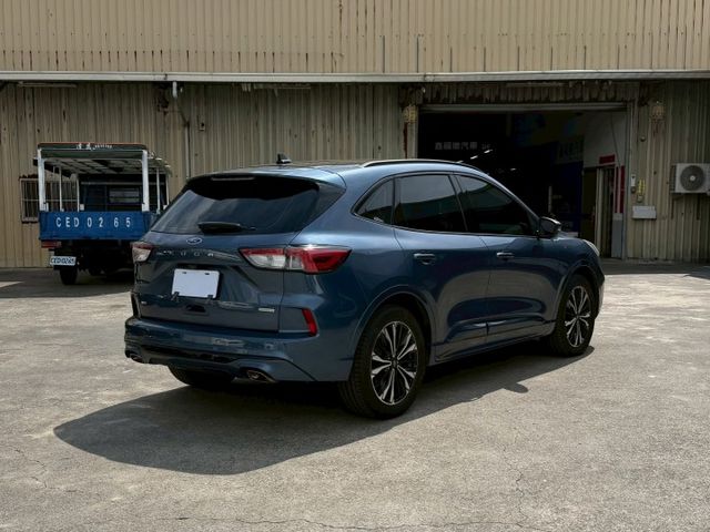 AWD ST-LINE版本 有全景天窗 電動座椅 ACC跟車  第4張相片