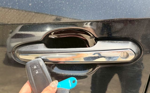 配備齊全 有ACC跟車 倒車顯影 免鑰匙系統 雙區恆溫  第6張相片