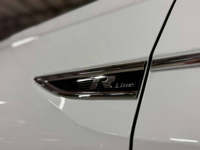 一手車 新車原廠保固至明年 有ACC跟車 倒車顯影  衛星導航  第6張相片