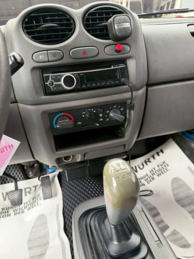 手排 有三面篷 車況保持良好 歡迎洽詢  第10張相片