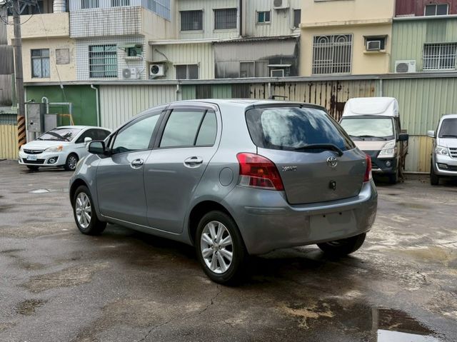 優質便宜代步車 省油 好開又不找麻煩  第3張相片
