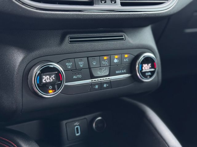 FORD福特 FOCUS  第13張相片