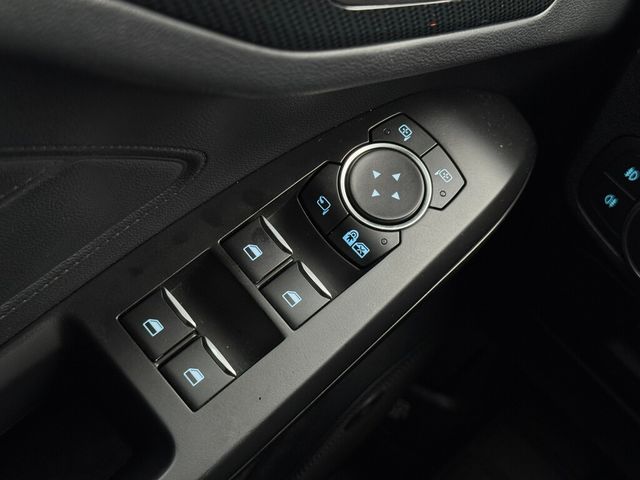 FORD福特 FOCUS  第17張相片