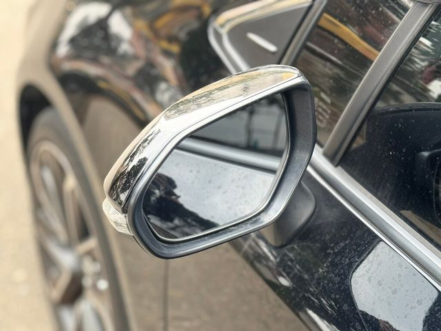 TOYOTA豐田 AURIS  第7張相片