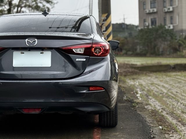 MAZDA馬自達 MAZDA 3  第4張相片