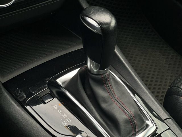 MAZDA馬自達 MAZDA 3  第9張相片