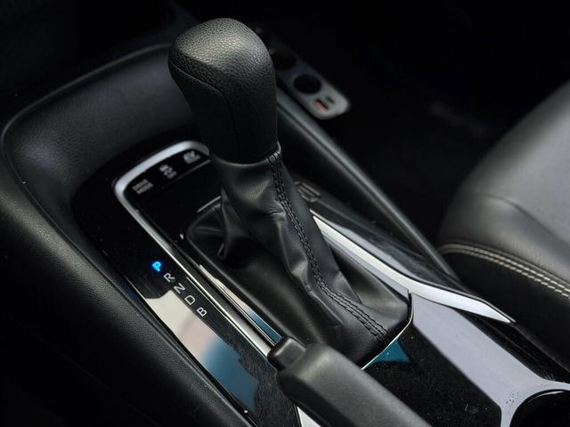 TOYOTA豐田 COROLLA ALTIS HYBRID  第9張相片