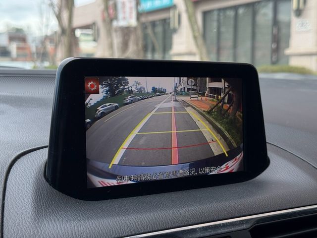 MAZDA馬自達 MAZDA 3  第9張相片